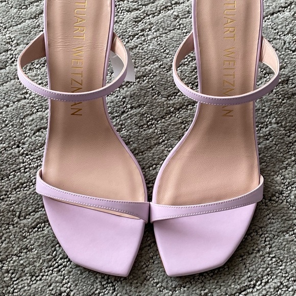 Stuart Weitzman Aleena sandal / reflective vinyl / light purple / size 7.5 / nwt - Picture 1 of 10
